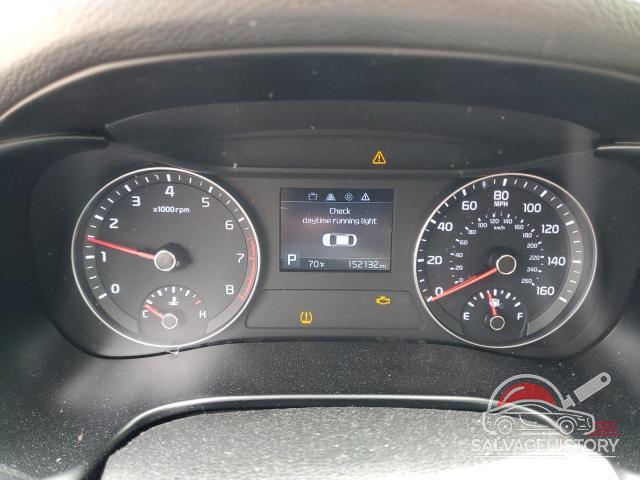 3KPF24AD4KE019982 2019 KIA FORTE photo no. 9