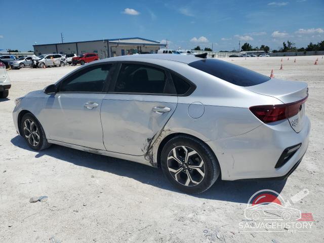 3KPF24AD7ME291722 2021 KIA FORTE photo no. 2