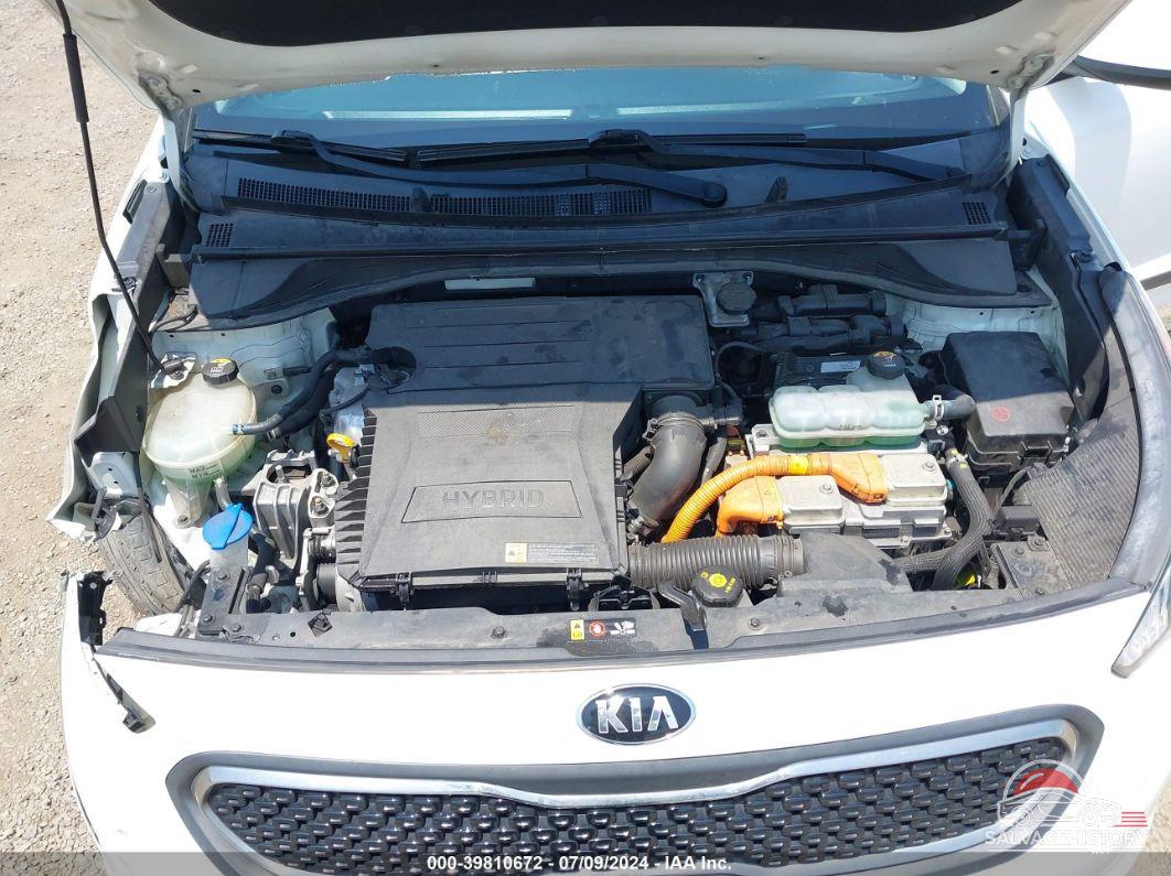 KNDCB3LC6J5204613 2018 KIA NIRO photo no. 10