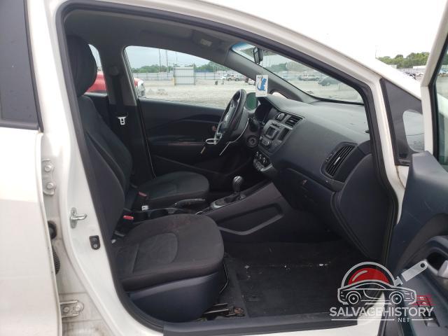 KNADM4A35F6483705 2015 KIA RIO photo no. 5