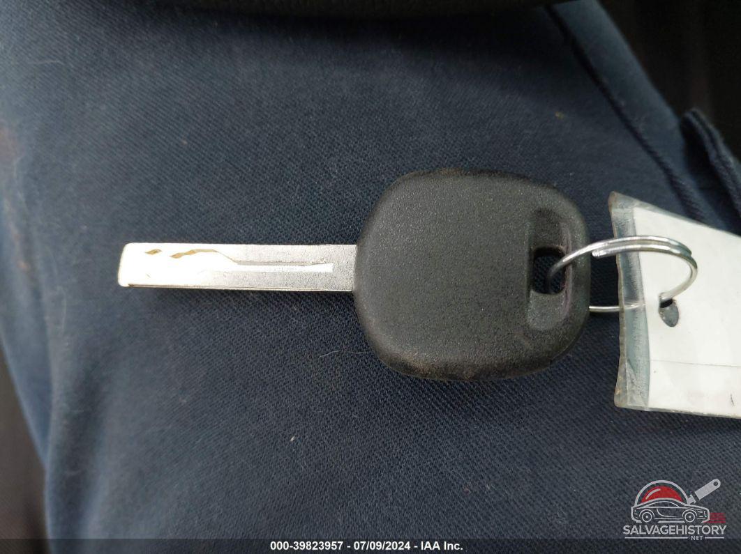 KNADM4A30H6021006 2017 KIA RIO photo no. 11