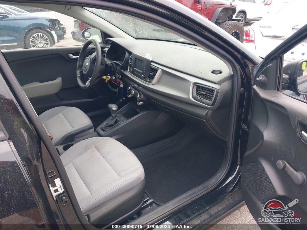 3KPA24AB9JE046862 2018 KIA RIO photo no. 5