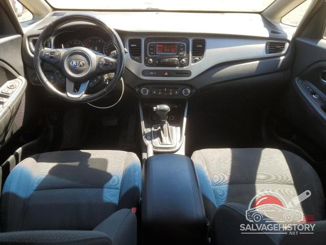 KNAHT8A30E7047543 2014 KIA RONDO photo no. 8