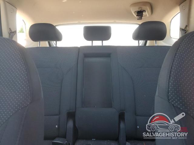 KNAHT8A37F7088186 2015 KIA RONDO photo no. 10