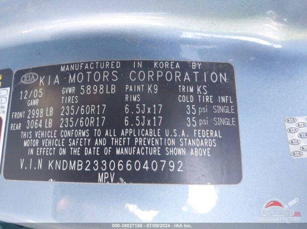 KNDMB233066040792 2006 KIA SEDONA photo no. 9
