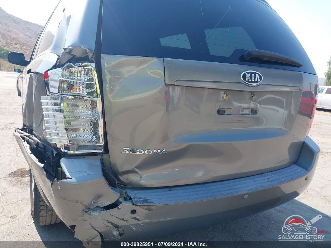 KNDMG4C31A6329136 2010 KIA SEDONA photo no. 6