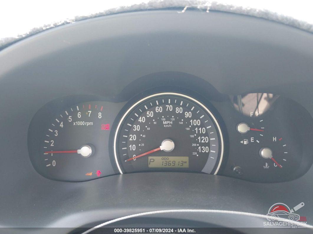 KNDMG4C31A6329136 2010 KIA SEDONA photo no. 7