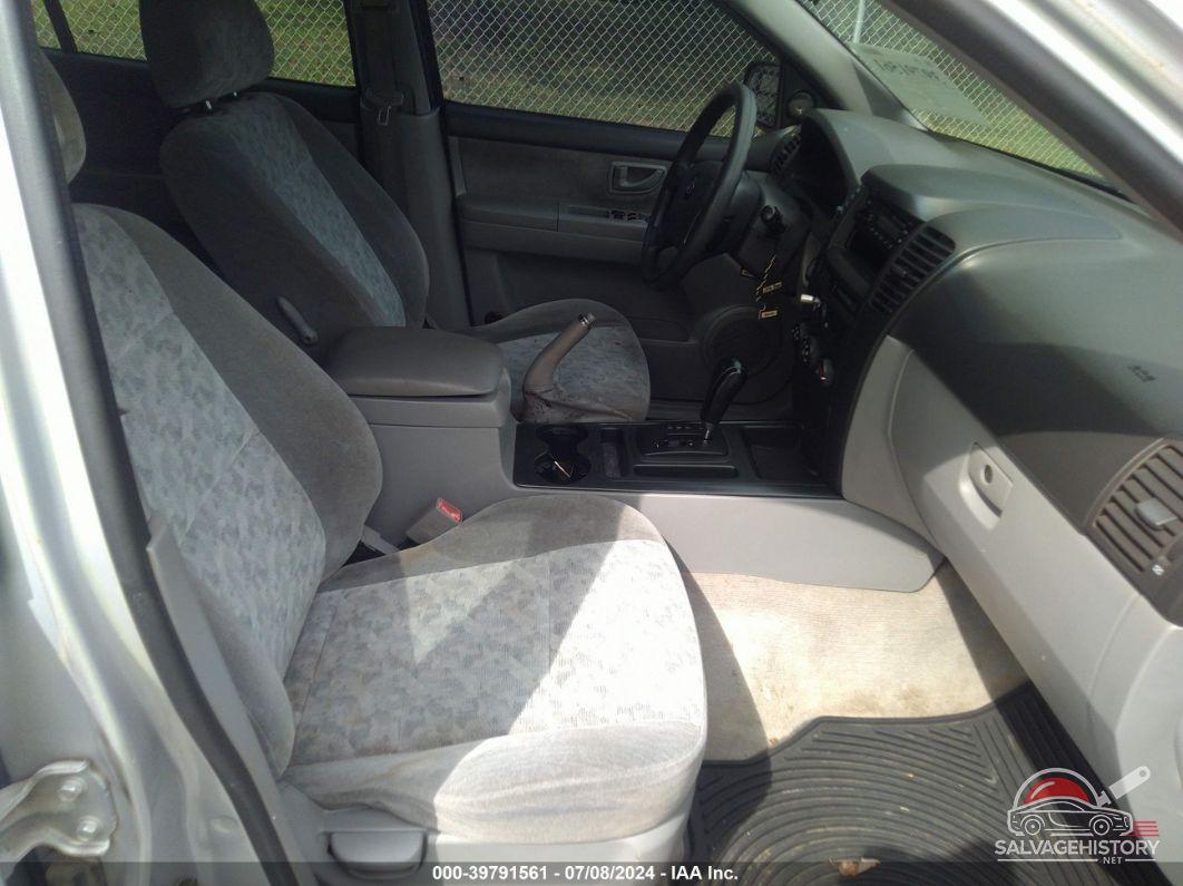 KNDJC733665597130 2006 KIA SORENTO photo no. 5