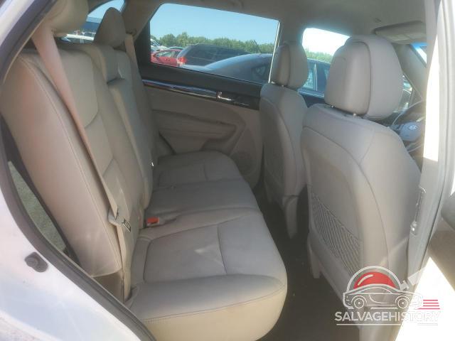 5XYKT3A1XBG181582 2011 KIA SORENTO photo no. 11