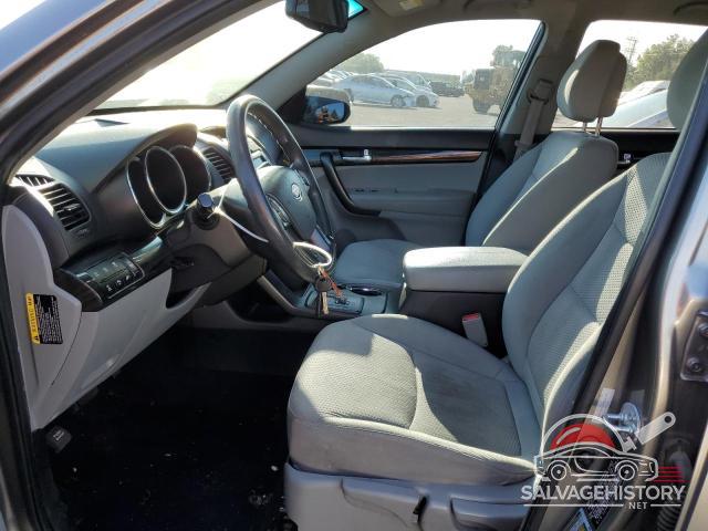 5XYKTDA23BG148082 2011 KIA SORENTO photo no. 7