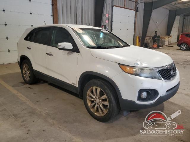 5XYKUCA12BG025744 2011 KIA SORENTO photo no. 4