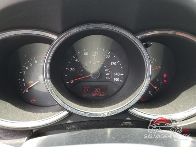 5XYKUDA22BG091354 2011 KIA SORENTO photo no. 9