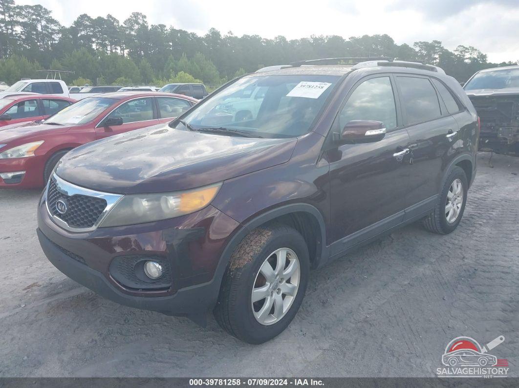 5XYKT3A68CG223812 2012 KIA SORENTO photo no. 2