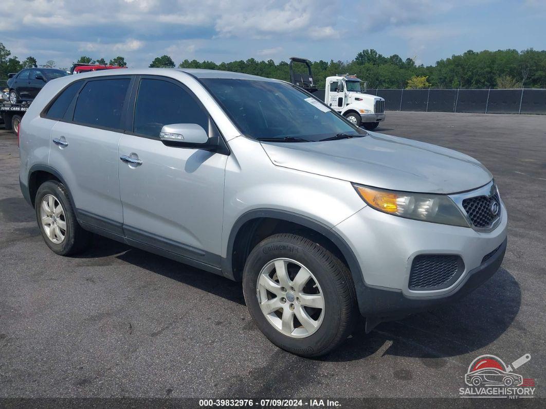 5XYKT3A11DG377669 2013 KIA SORENTO photo no. 10