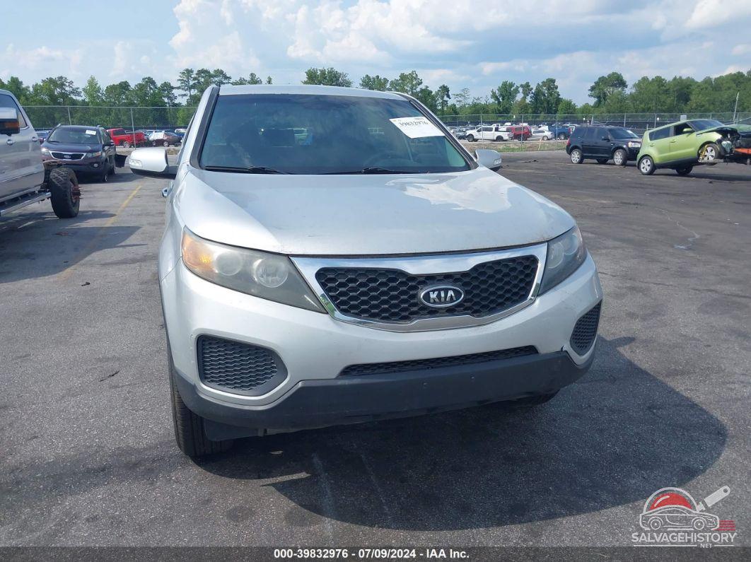 5XYKT3A11DG377669 2013 KIA SORENTO photo no. 6