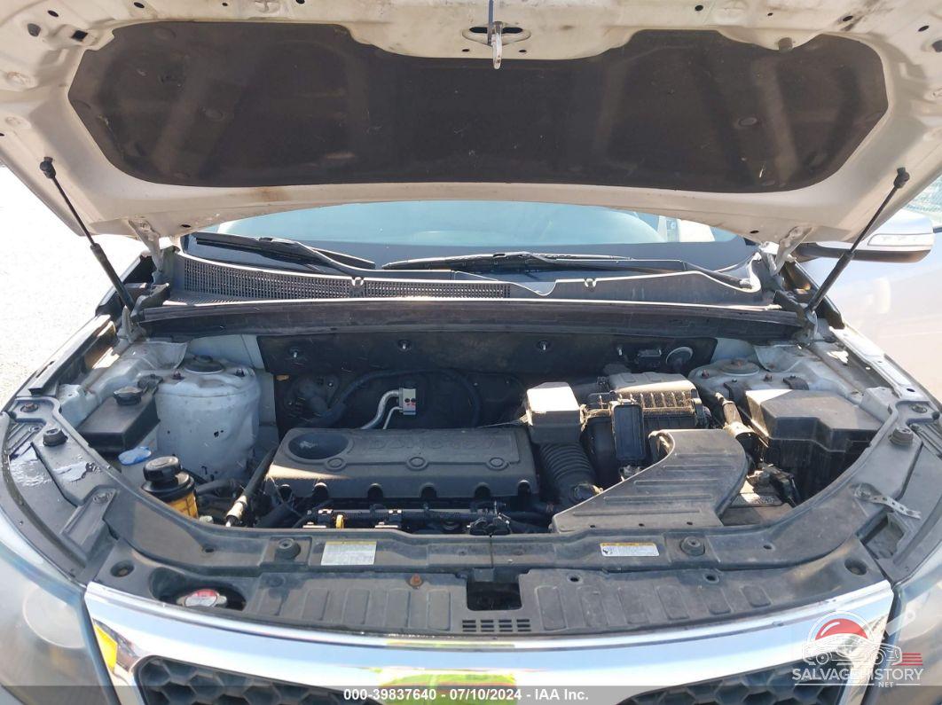 5XYKT3A1XDG329037 2013 KIA SORENTO photo no. 10