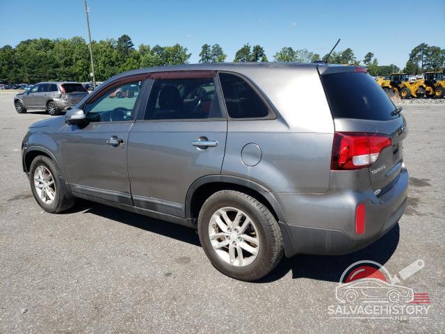 5XYKT3A6XFG604937 2015 KIA SORENTO photo no. 2
