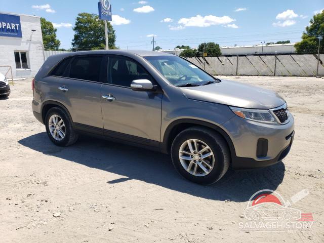 5XYKTCA61FG576039 2015 KIA SORENTO photo no. 4