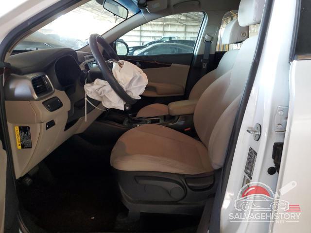 5XYPG4A3XHG294930 2017 KIA SORENTO photo no. 7