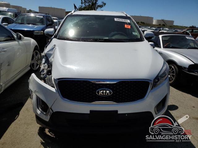 5XYPG4A32JG346928 2018 KIA SORENTO photo no. 5