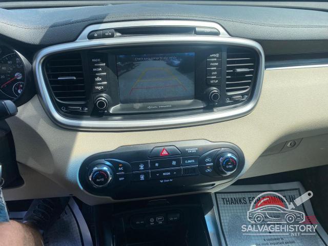 5XYPGDA35JG415997 2018 KIA SORENTO photo no. 9