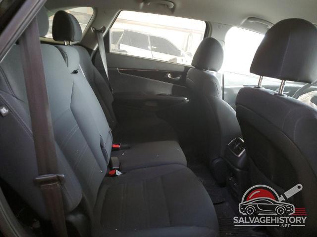 5XYPGDA51KG584837 2019 KIA SORENTO photo no. 11