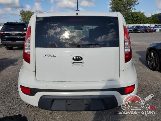 KNDJT2A50C7422590 2012 KIA SOUL photo no. 6