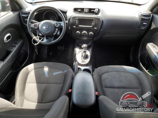 KNDJN2A25H7411091 2017 KIA SOUL photo no. 8