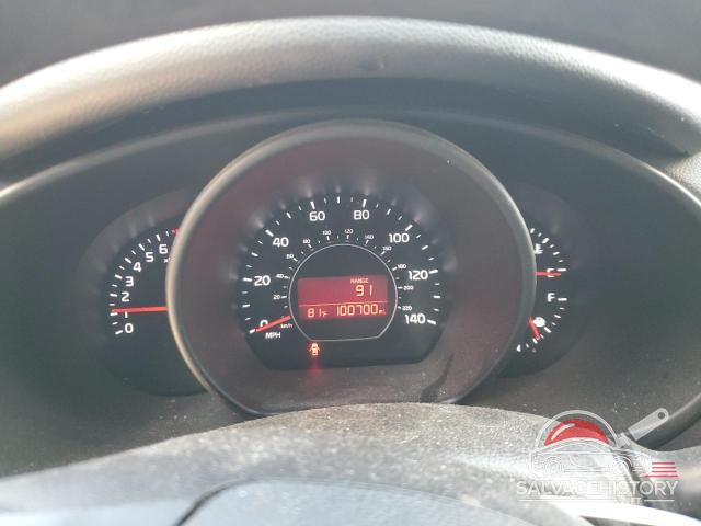 KNDJN2A2XH7421244 2017 KIA SOUL photo no. 9
