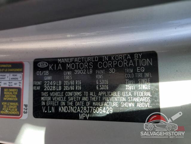 KNDJN2A28J7606429 2018 KIA SOUL photo no. 12