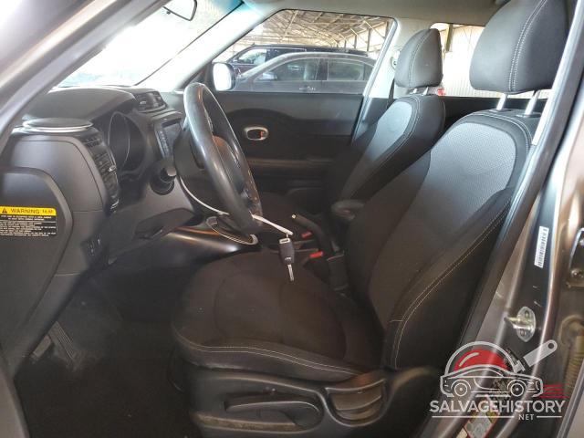 KNDJP3A58J7572969 2018 KIA SOUL photo no. 7