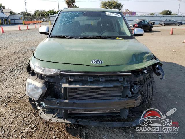 KNDJ23AU6L7041536 2020 KIA SOUL photo no. 5