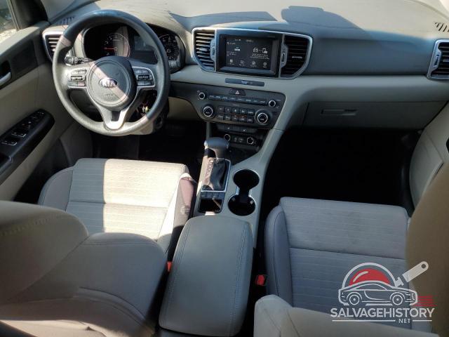 KNDPMCAC6J7404782 2018 KIA SPORTAGE photo no. 8