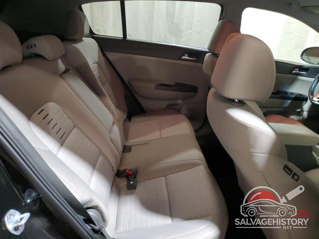 KNDPMCAC6K7552996 2019 KIA SPORTAGE photo no. 11