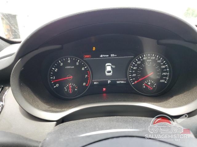 KNAE55LC0K6066992 2019 KIA STINGER photo no. 9