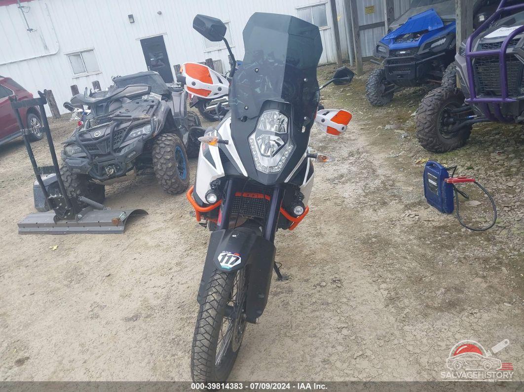 VBKV49407JM982465 2018 KTM 1090 photo no. 5