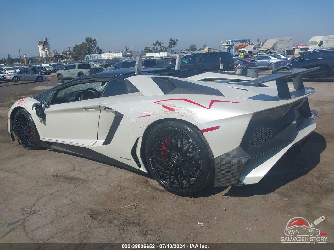 ZHWUT3ZD3HLA05682 2017 LAMBORGHINI AVENTADOR photo no. 3