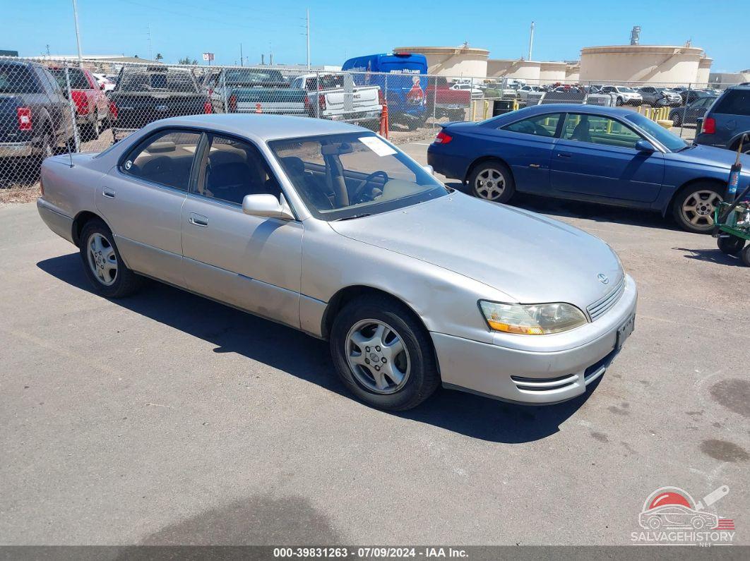 JT8BF12GXT0162809 1996 LEXUS ES photo no. 4