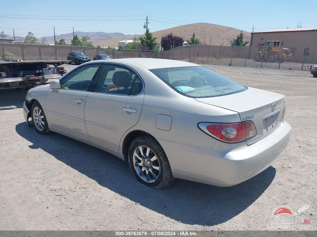 JTHBF30G925018622 2002 LEXUS ES 300 photo no. 3