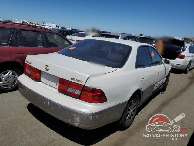 JT8BF22G1V5012177 1997 LEXUS ES300 photo no. 3