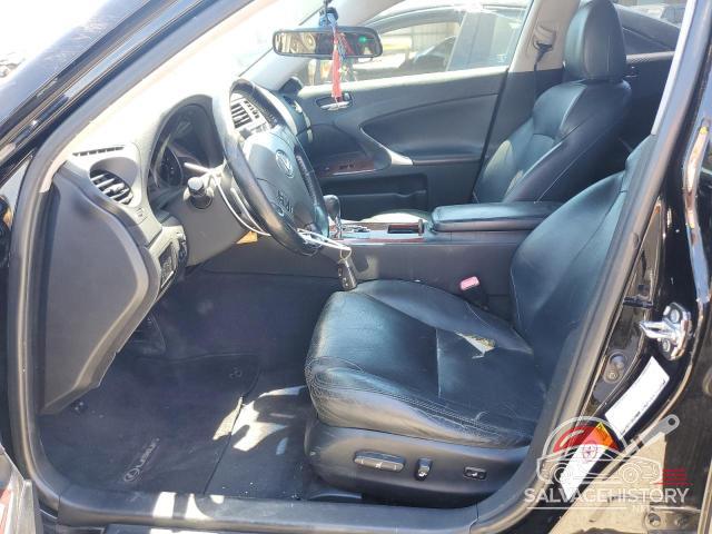 JTHBE262X65003254 2006 LEXUS IS photo no. 7