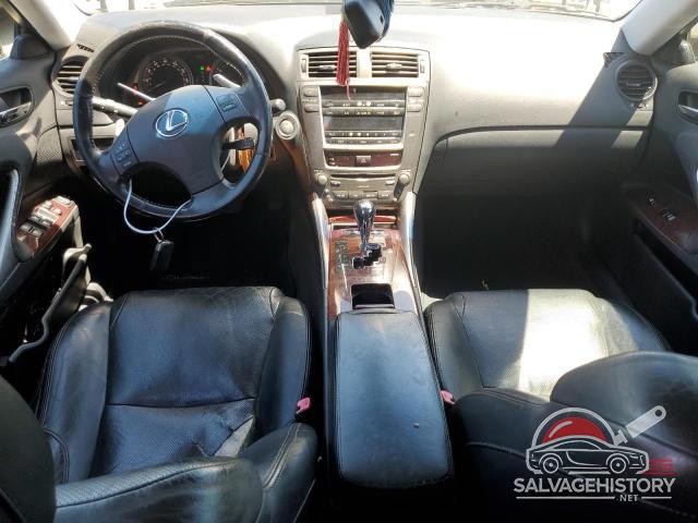 JTHBE262X65003254 2006 LEXUS IS photo no. 8