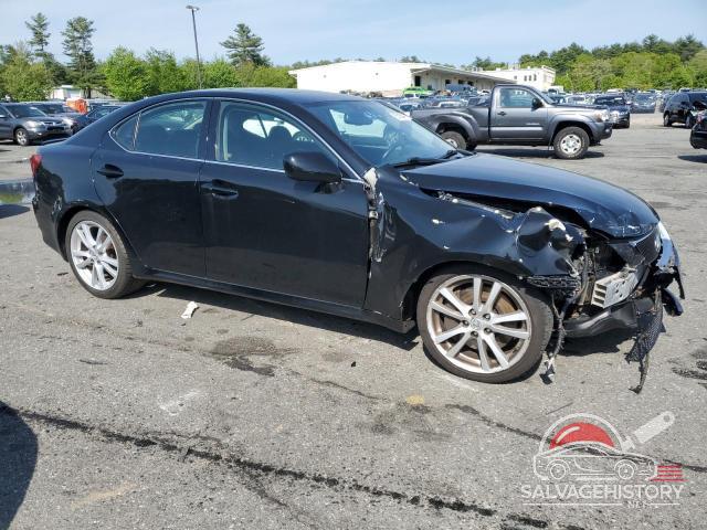 JTHBE262X72011812 2007 LEXUS IS photo no. 4