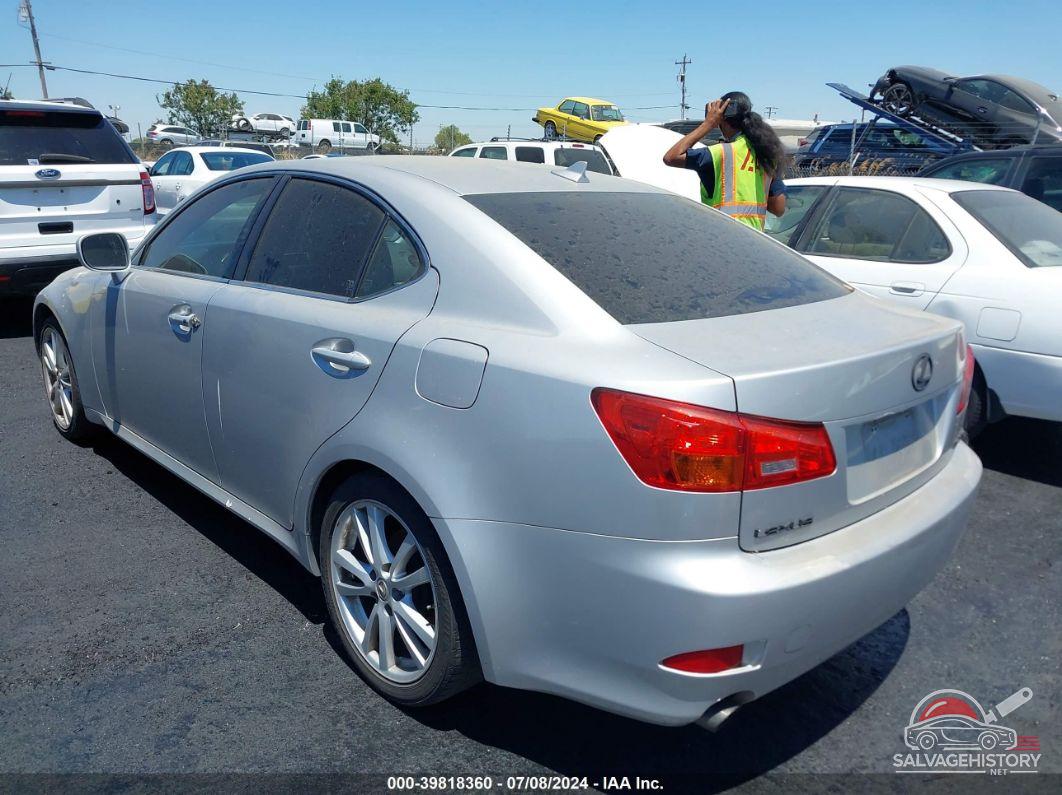 JTHBK262275044987 2007 LEXUS IS 250 photo no. 3