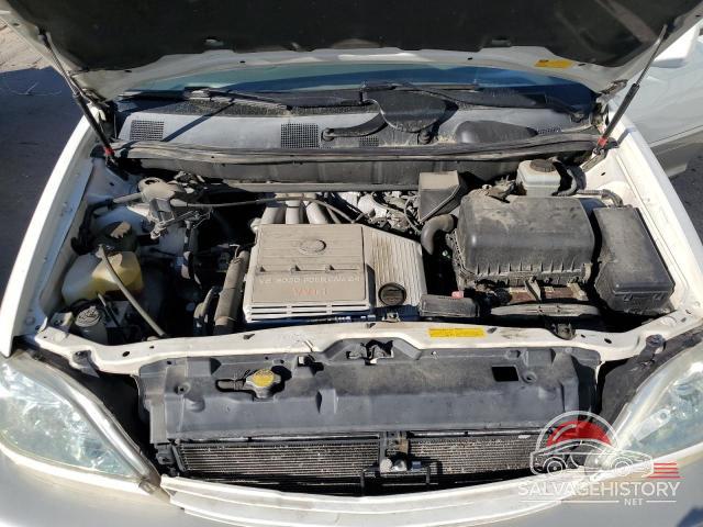 JTJHF10U720267534 2002 LEXUS RX300 photo no. 12
