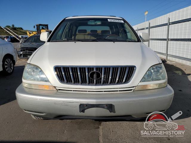 JTJHF10U720267534 2002 LEXUS RX300 photo no. 5