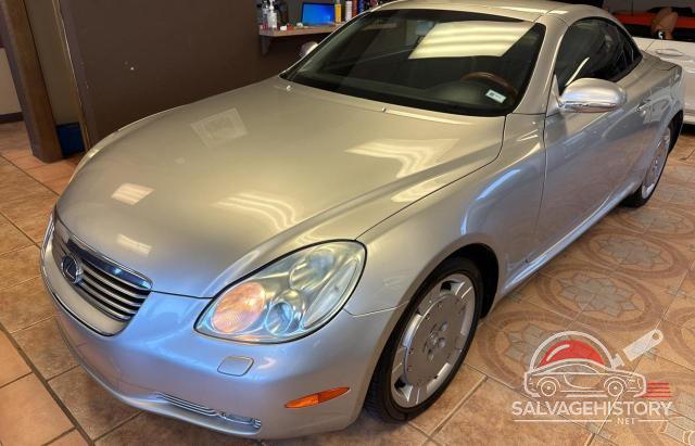 JTHFN48Y320024825 2002 LEXUS SC430 photo no. 2