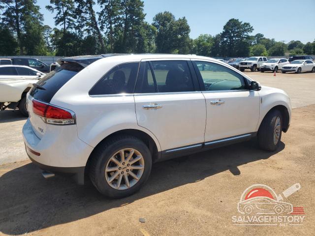 2LMDJ6JKXDBL49186 2013 LINCOLN MKX photo no. 3