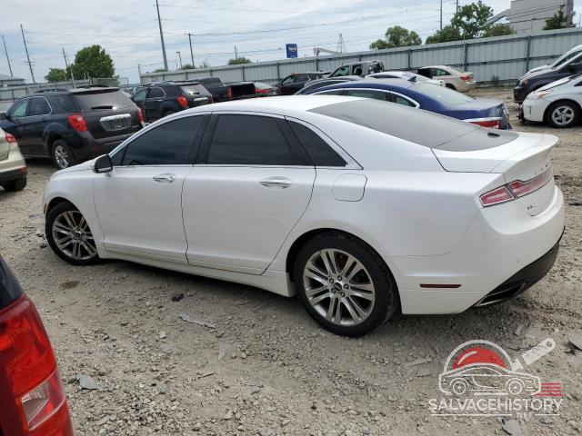 3LN6L2G92FR619883 2015 LINCOLN MKZ photo no. 2