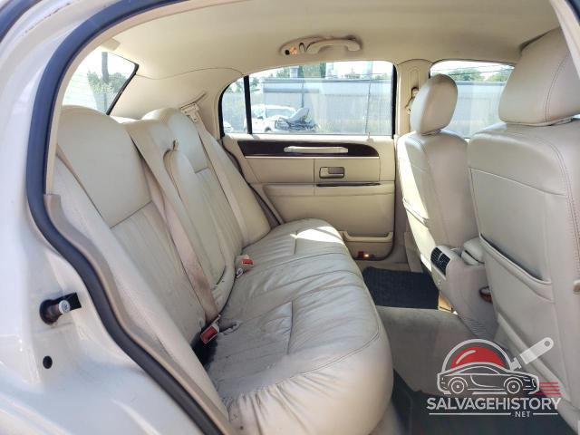 1LNHM81W26Y606897 2006 LINCOLN TOWNCAR photo no. 10